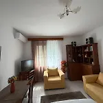 Alex Guest Gjirokastër