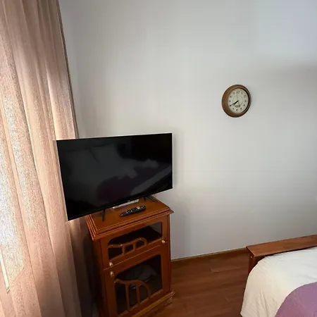 Alex Guest Gjirokaster