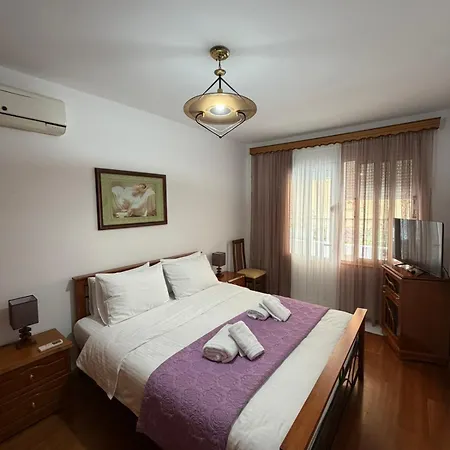 Alex Guest Apartment