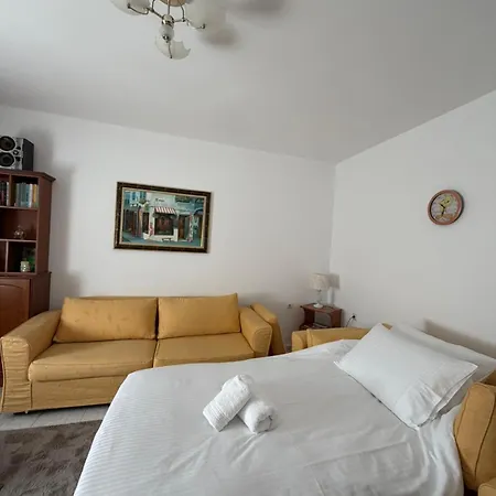 Alex Guest Apartment