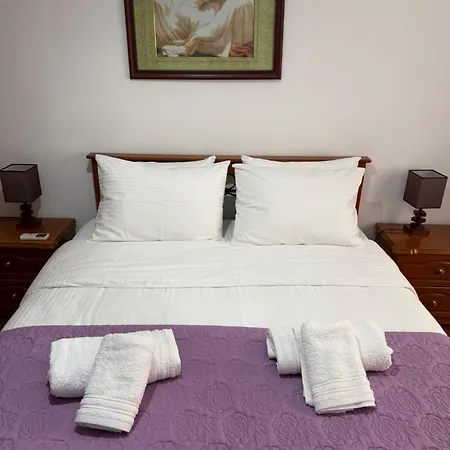 Alex Guest Appartement Gjirokastër
